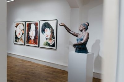 Margarete Adler und Cornelia Schleime, Installation shot, Foto: Julian Melzer 