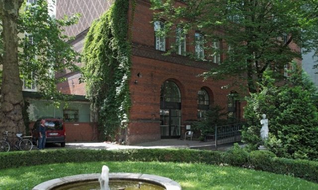 Alexander und Renata Camaro Stiftung