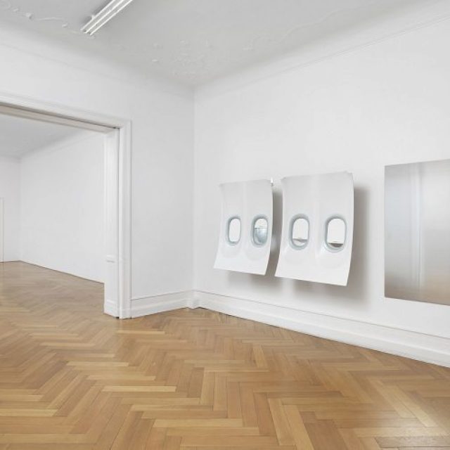 Isa Genzken | El Salvador | Galerie Buchholz | 01.05. – 27.06.2015