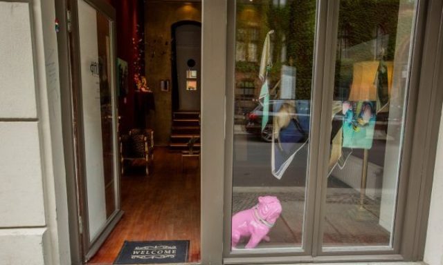 Haute Presents (closed)