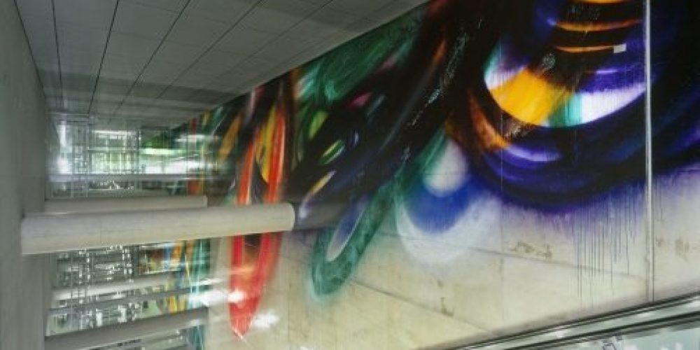 Katharina Grosse gestaltet Wandkunstwerk in Kölner U-Bahn-Station Chlodwigplatz