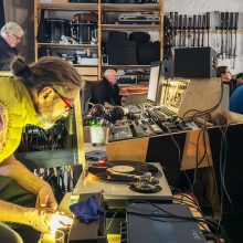 NEWS ++ Gallery Weekend Berlin 2026 | BUREAU MUELLER + Free Music Production präsentieren Christoper Williams: The Pedagogical Prop, A Product Placement – FMP1 (Berlin) | 18.04.-25.07.2026