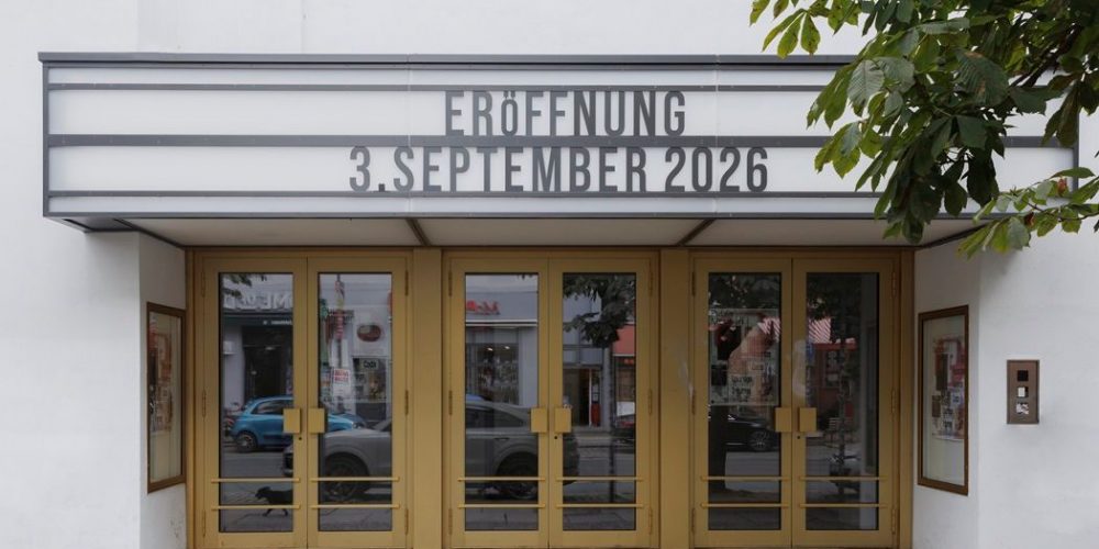 NEWS ++ Geschichtsträchtige Prater Galerie in Kastanienallee wiedereröffnet mit „Courage: Schwestern im Geiste“ (Berlin) | 03.09.2026