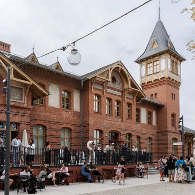 NEWS ++ Wandel Landschaften: Gruppenausstellung mit Disruptive Nostalgia, Flower Foundry, Memoria und Rent Collective – Spreepark Art Space / Eierhäuschen (Berlin) | 15.03.–14.06.2026