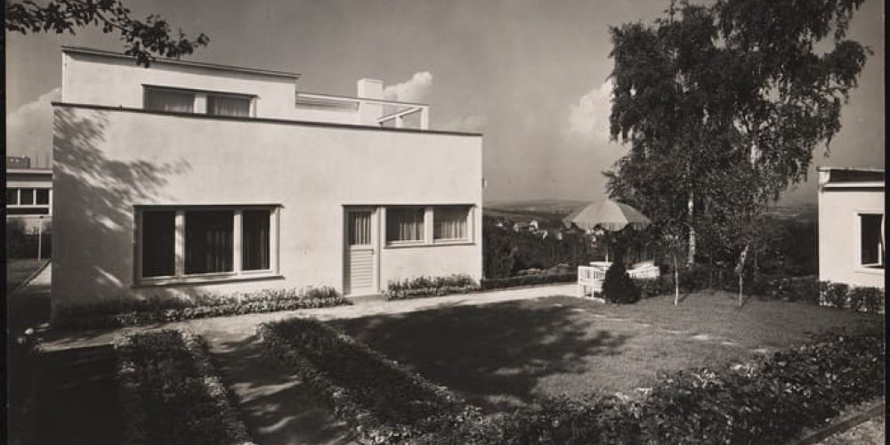 NEWS ++ Dr. Otto Lossen – Der Fotograf der Weisssenhofsiedlung 1927 – Weissenhofmuseum im Haus Le Corbusier (Stuttgart) | 14.03.-19.07.2026