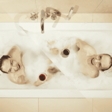 NEWS ++ ON ALL FOURS. World premiere based on the novel by Miranda July – Sophiensaele | 12.02.-15.02.2026